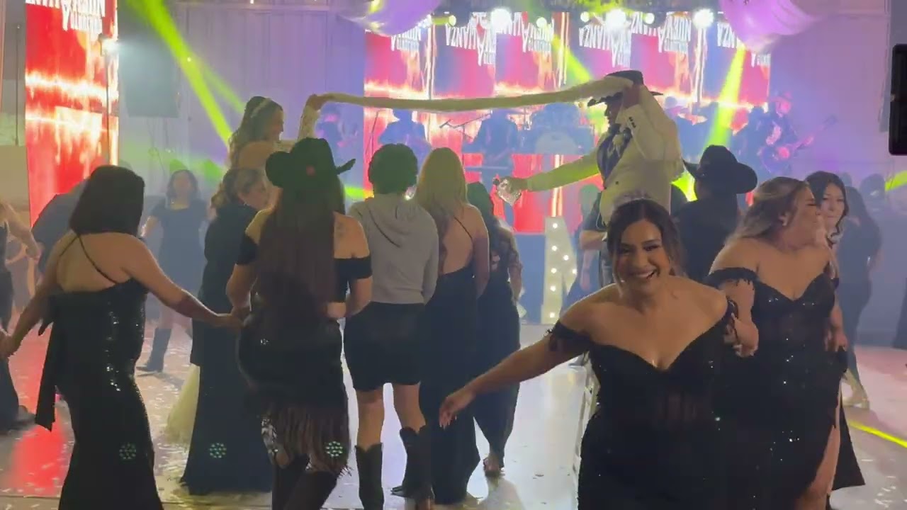 Víbora de la mar de mujeres estilo cedral San Luis Potosí/ Conjunto Nueva Alianza 
