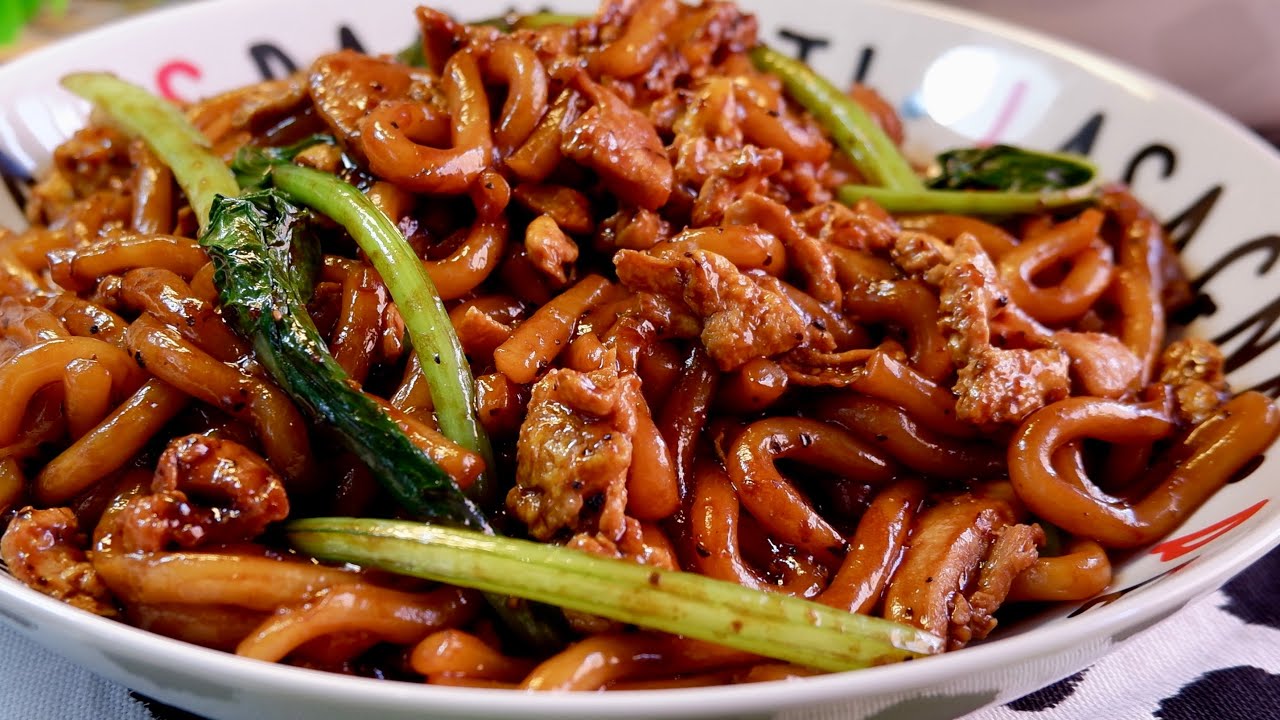You'll LOVE this 15-Min Black Pepper Chicken Udon 黑椒乌冬鸡面 Chinese Oyster Sauce Noodle Stir Fry Recipe