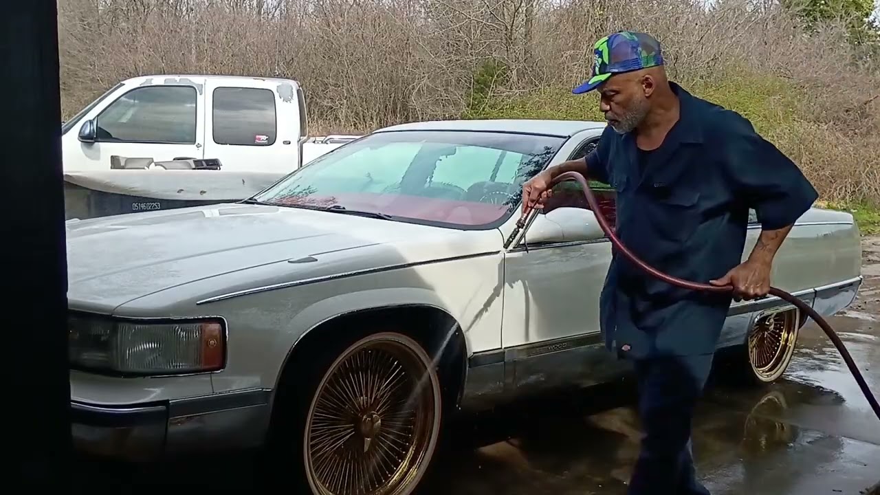 STOP SLEEPING ON 93-96 CADILLAC FLEETWOOD