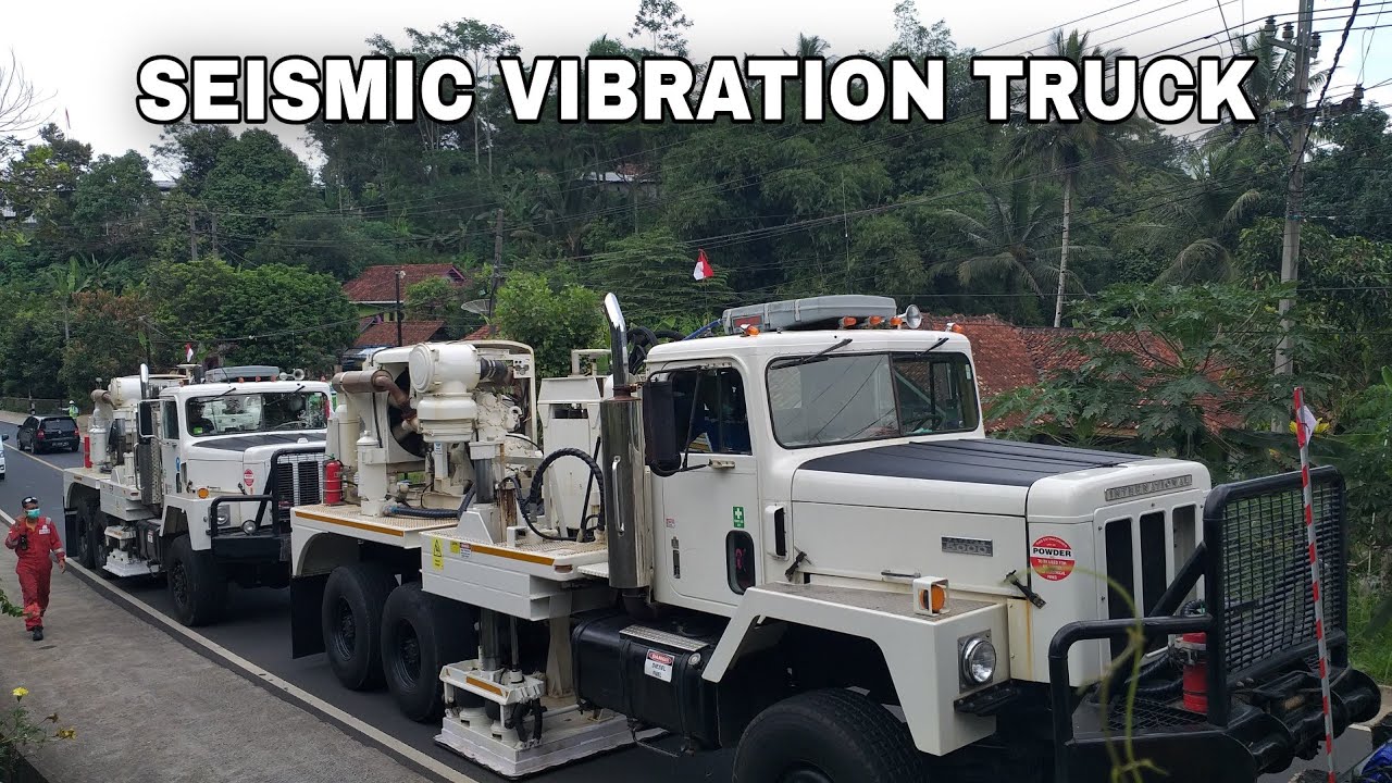 GETARANNYA SEPERTI ADA GEMPA || Seismic Vibrator Truck Melintas di Jl. Raya Ciamis-Cirebon