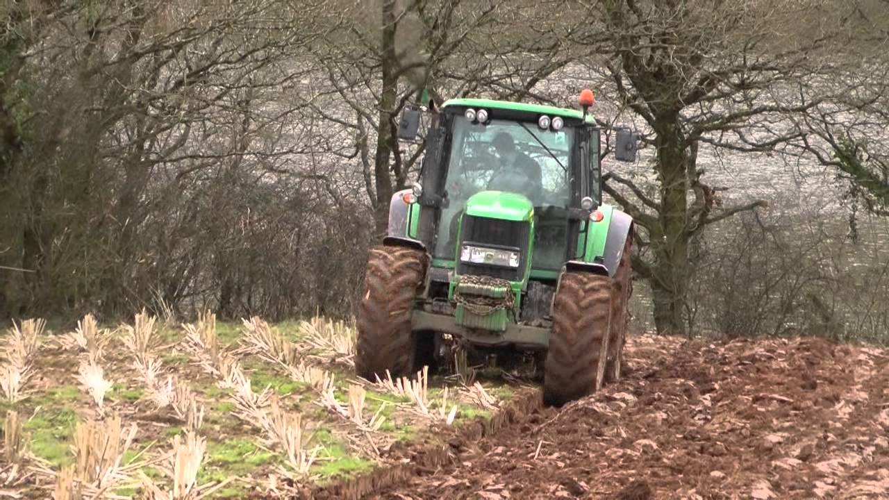 Ploughing with John Deere 6930 and Kverneland 4