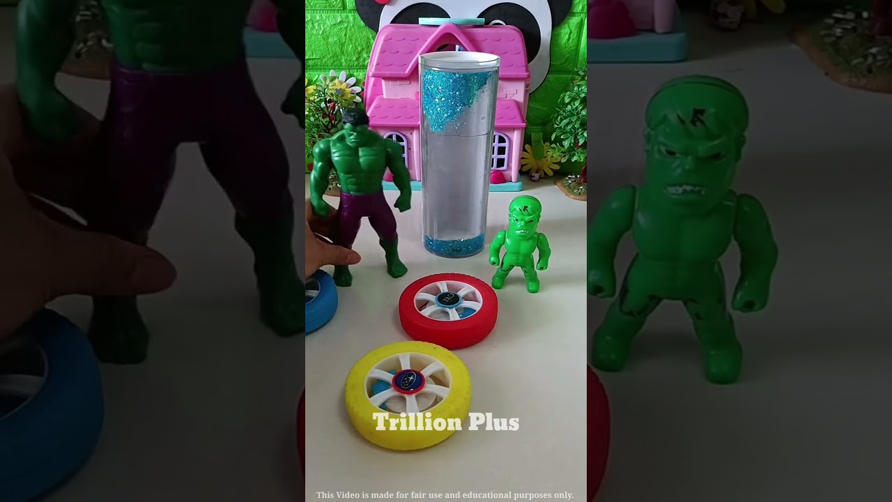 hulk inside dust box 🤣~mini wood toy- woodworking art skill/wood hand #shorts