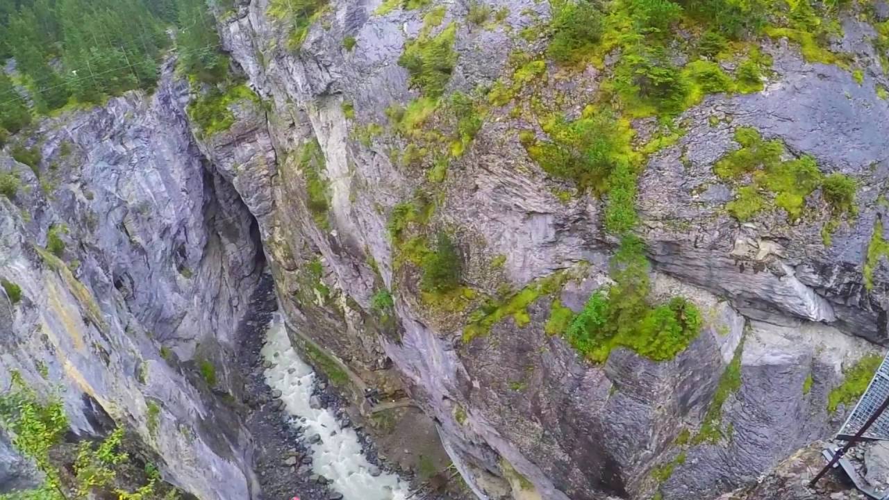 CanyonJump