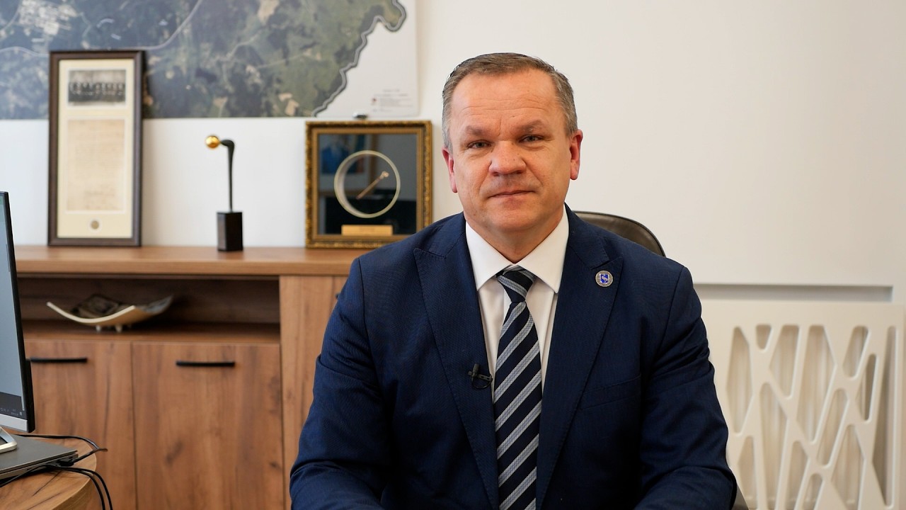 Meras Erlandas Galaguz atsako į visaginiečių klausimus