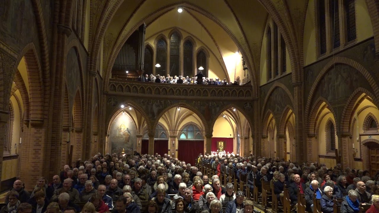 Nachtmis Antoniuskerk Oldenzaal met EEN KINDELYN ZOO LOVELYK 2019