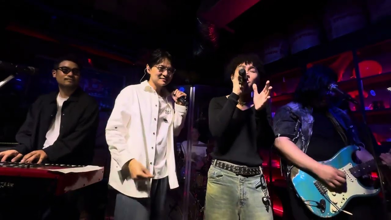 อยู่ได้แล้ว - Lipta x Mirr @ ชงเจริญ at EMSphere