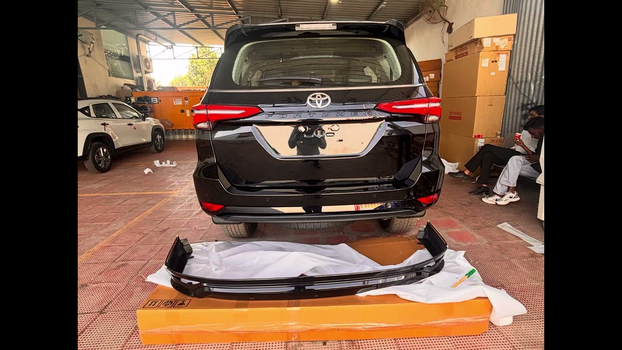 Toyota Fortuner new leader Edison black kit ￼#like#automobile#share#share#comment 