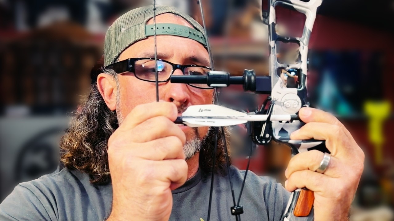 NEW BOW DAY: Setting Up an 80LB Left-Handed Obsession (This Thing is a BEAST)