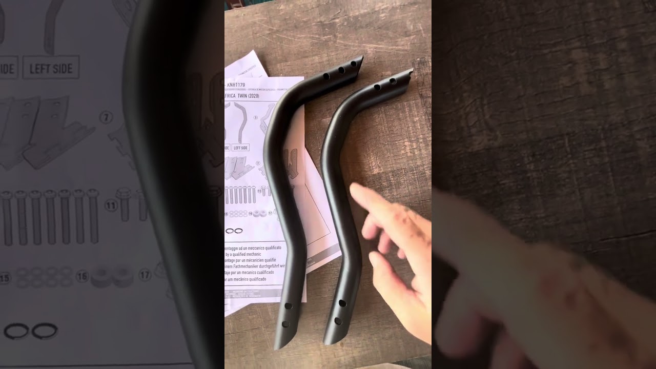 Installation crash bar haut GIVI TNH1179 Africa-twin-standard-2023