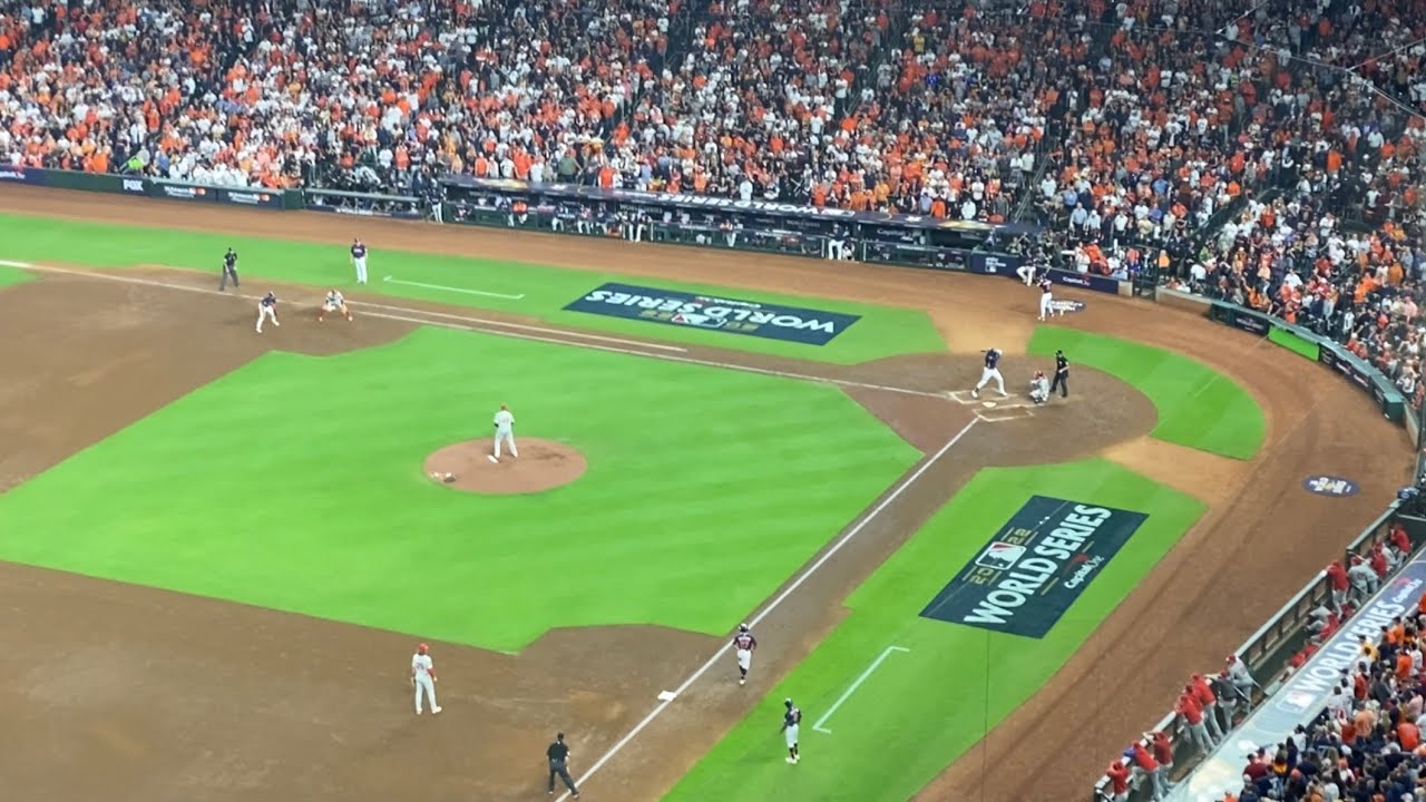 Yordan Alvarez 3 Run Homer in 2022 World Series Game 6. Two Philly Fans get Karma!
