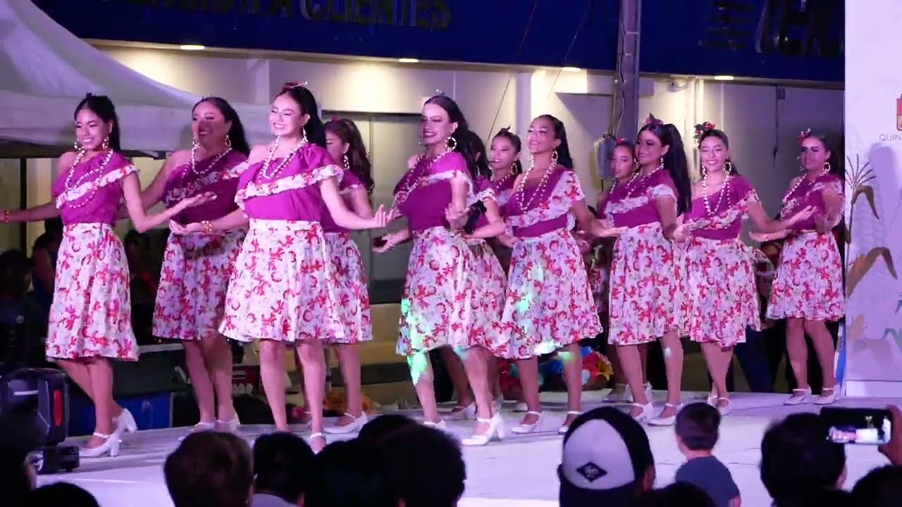 Bailes Chetumaleños en la Feria Nacional del Maíz - Chetumal, Quintana Roo, México - 01/10/2022