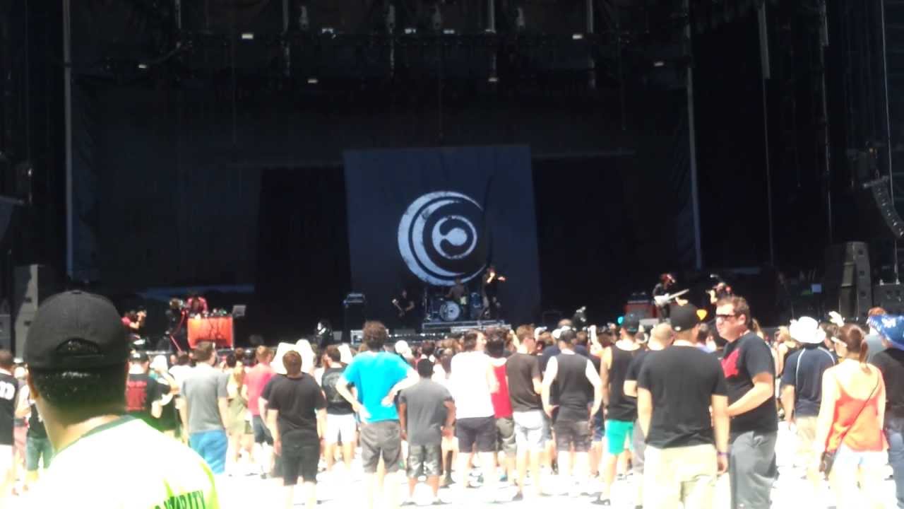 Crossfaith - Monolith (Live)