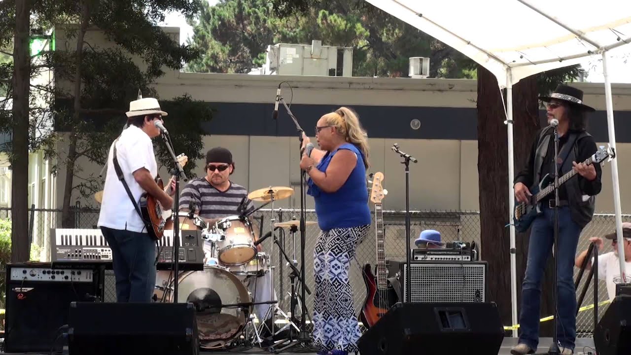 Deeva Stativa and The Blazers...Something's Got A Hold On Me