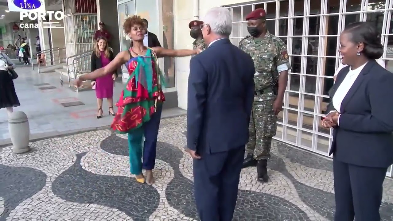 Pezinho de dança de António Costa em Maputo