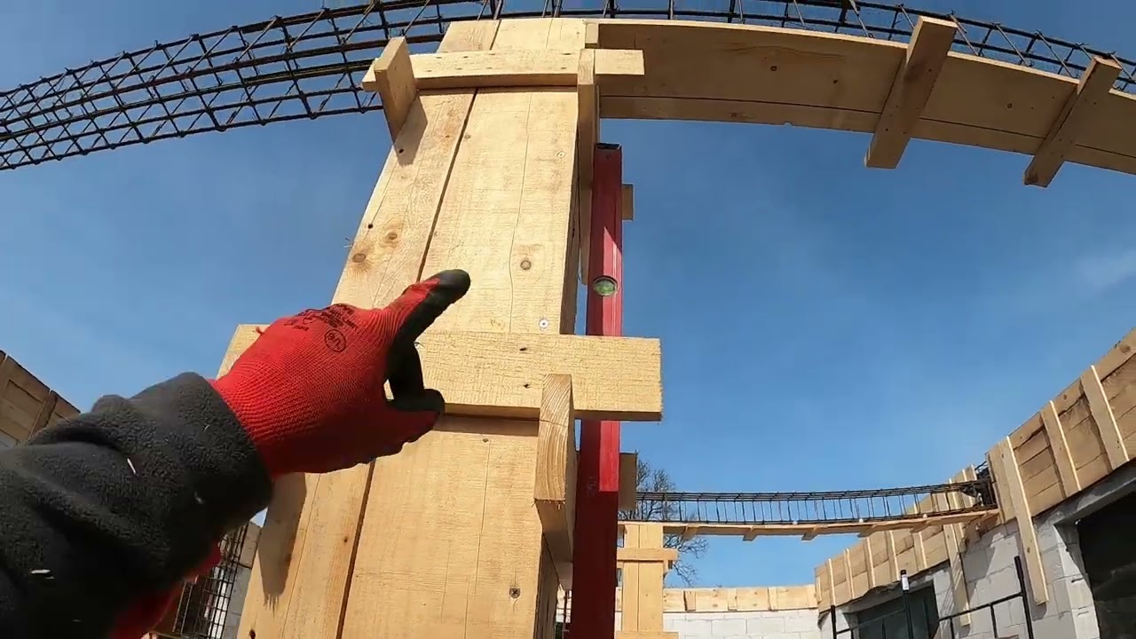 Budowa domu*113- Szalunki słupów