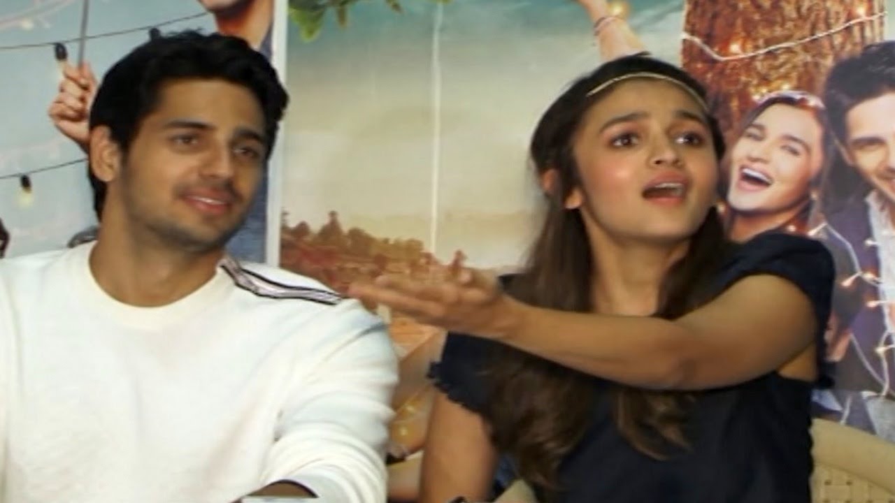 Alia Bhatt makes fun of REPORTER | UNCUT VIDEO