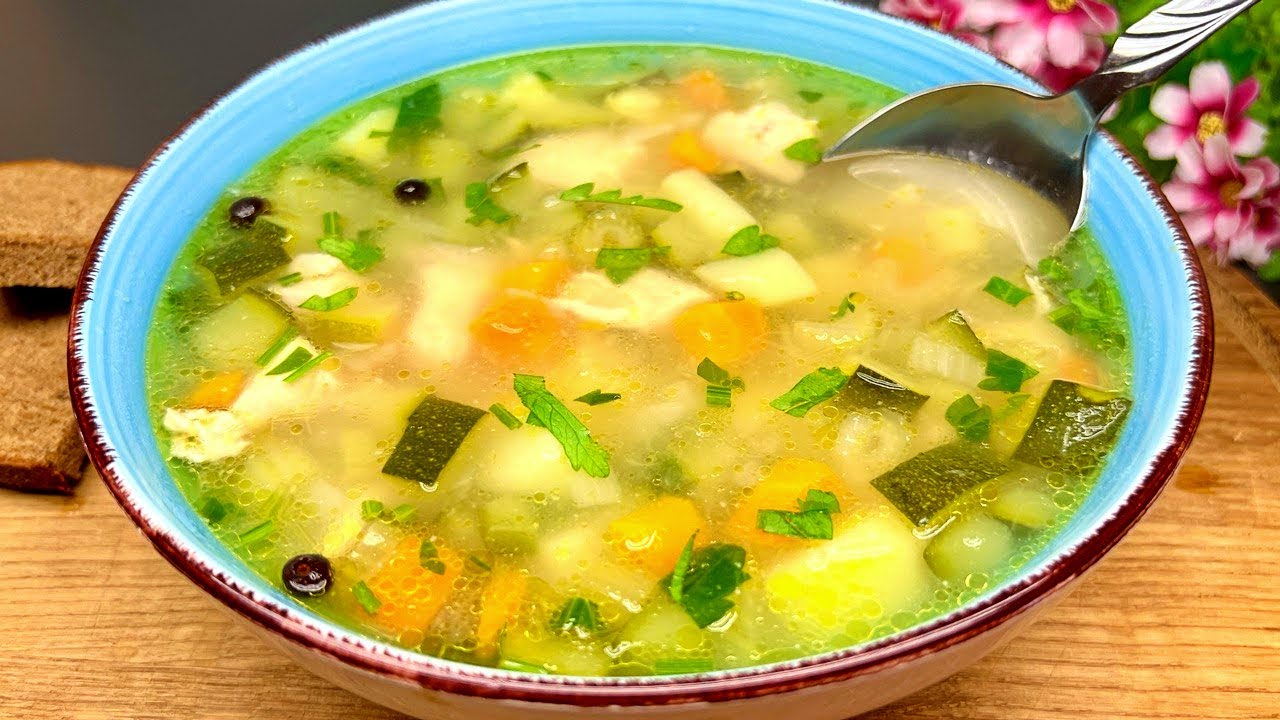Die Suppe ist so lecker und sättigend, dass man sie jeden Tag essen kann! Rezept in 15 Minuten.