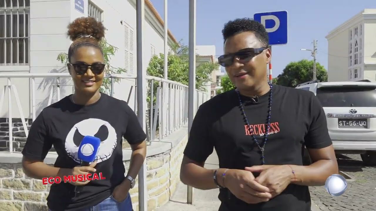 Morena conversa com artista David Braz&atilde;o