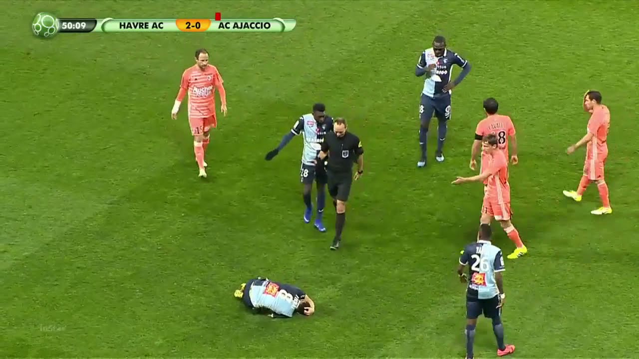 Zinedine Ferhat - Meilleures actions - N&icirc;mes Olympique