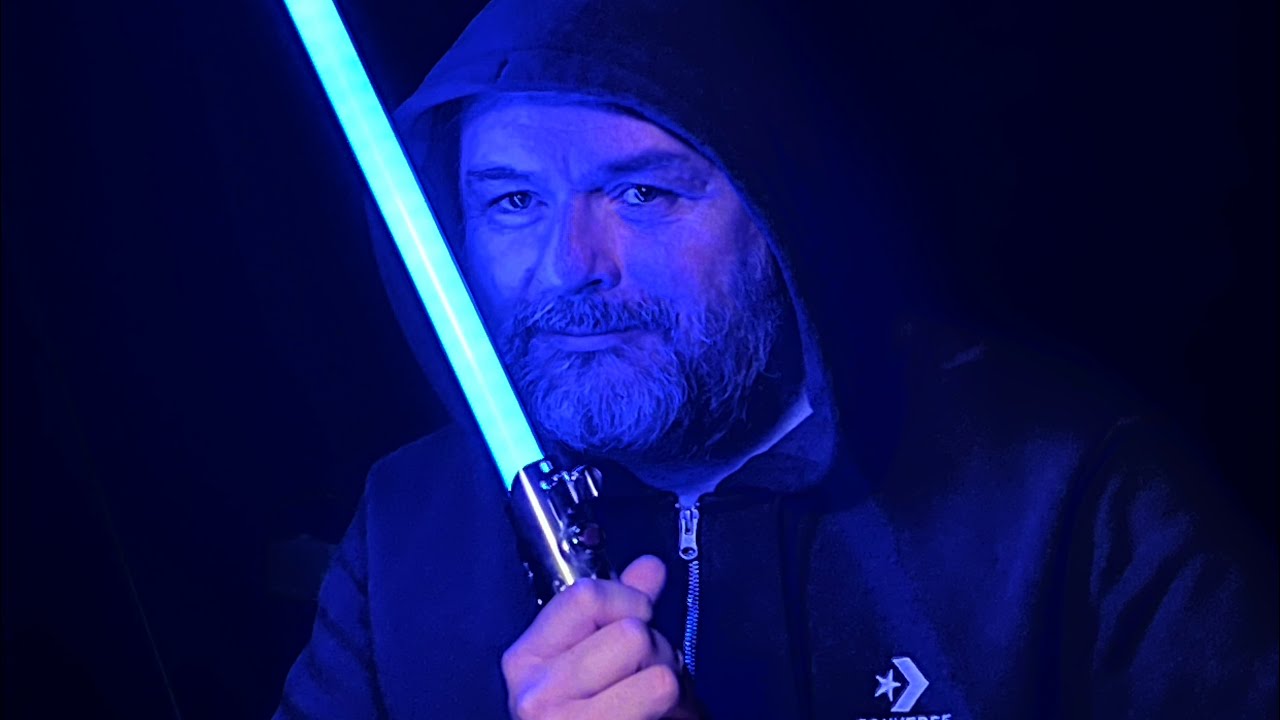 STAR WARS Disney Store Skywalker Legacy LIGHTSABER | UNBOXING AND REVIEW