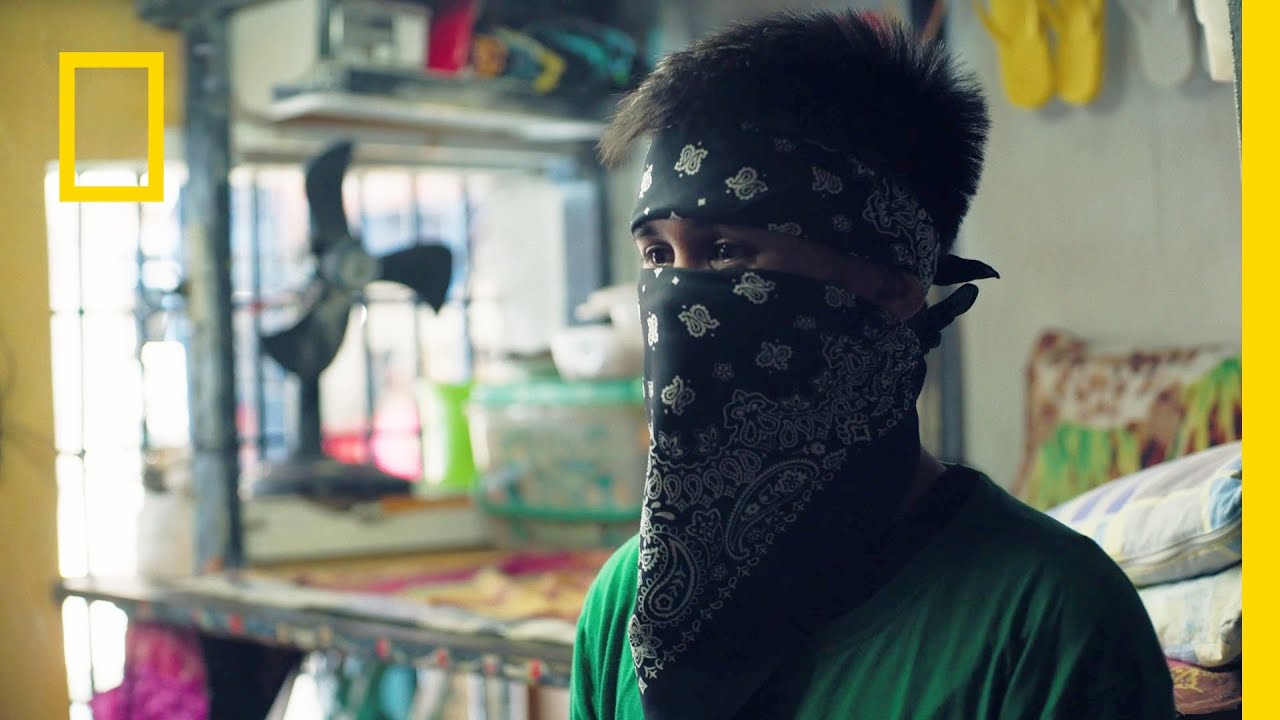 Ofiara seks-szantażu odebrała sobie życie na jego oczach | Ciemna strona świata