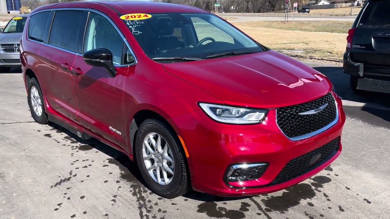 2024 Chrysler Pacifica wheelchair conversion for sale.