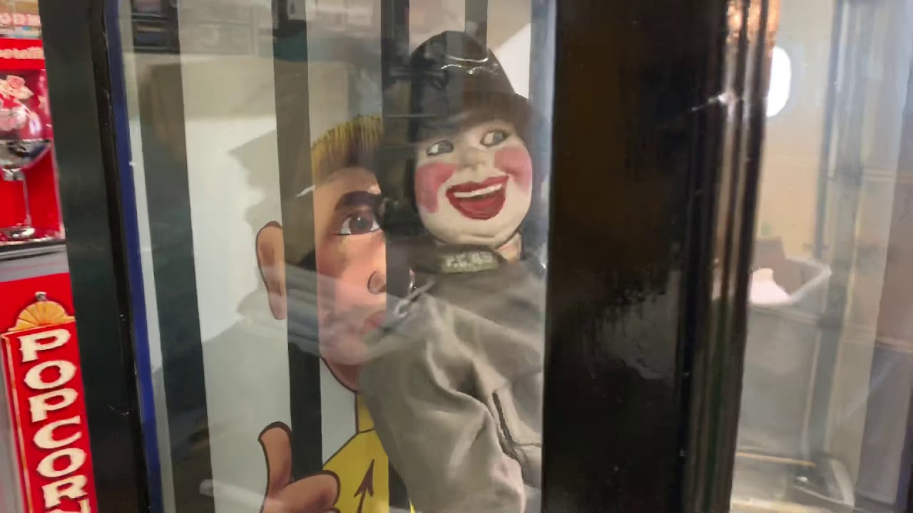 English laughing policeman arcade