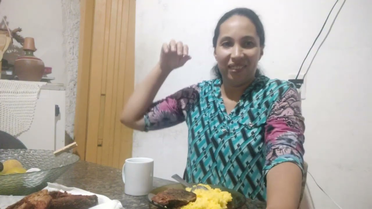 Tilápia com cuscuz e conversando um pouco 
