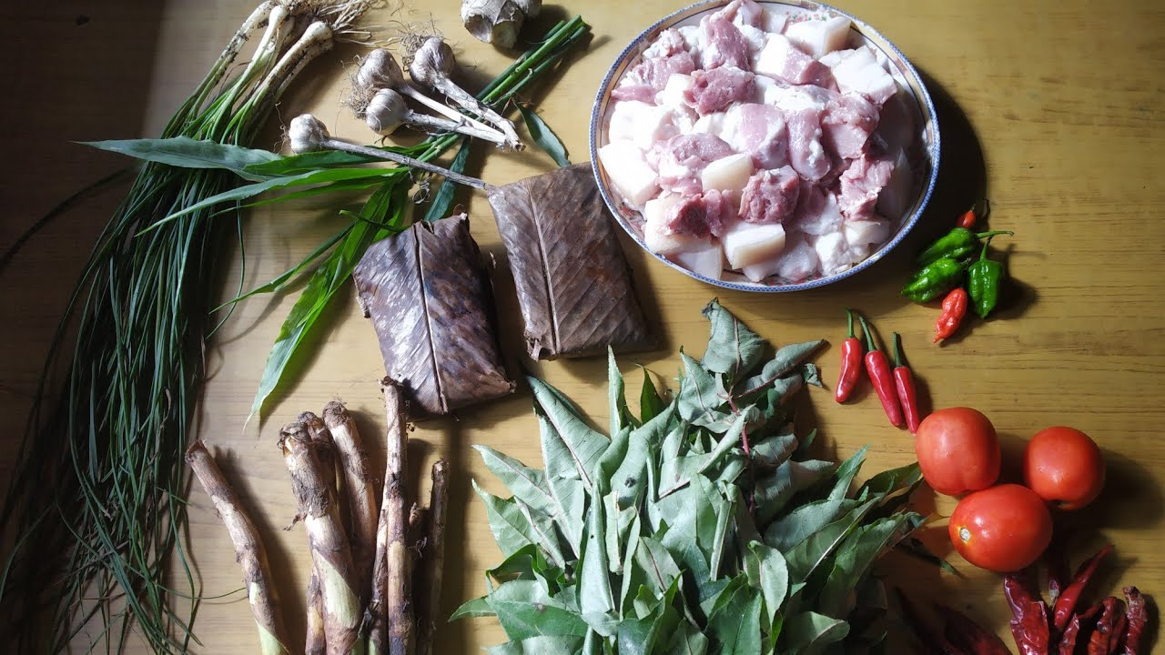 Tuluni Festival Special Dish #food #Axone #Akibe  #sichuancuisine #nagafood #porkcurry