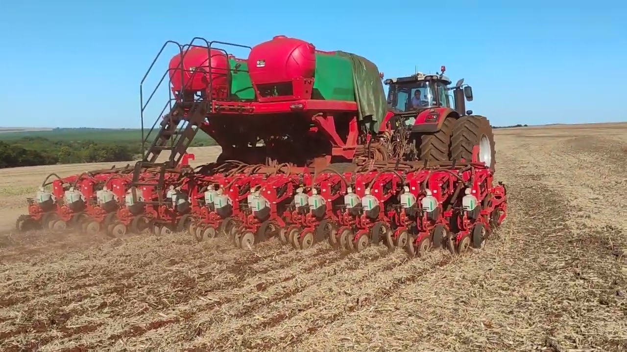 Paranã na lida !!!! Plantadeira planticenter autotransportavel