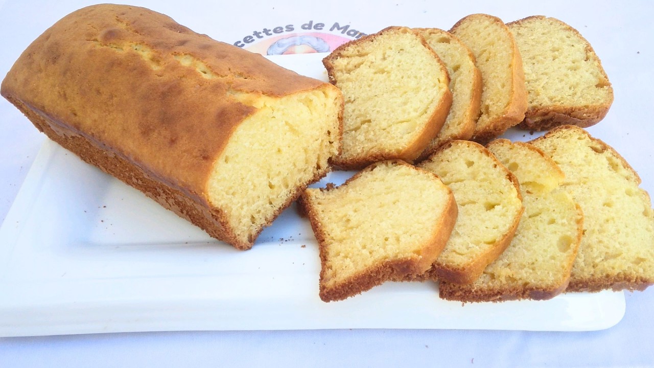Gâteau au Yaourt à la Vanille Léger et Moelleux