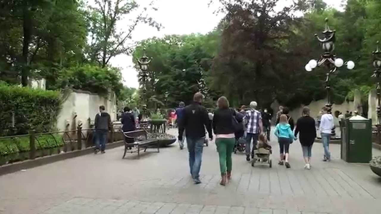 Efteling - Entering the park in 2012 (HD)