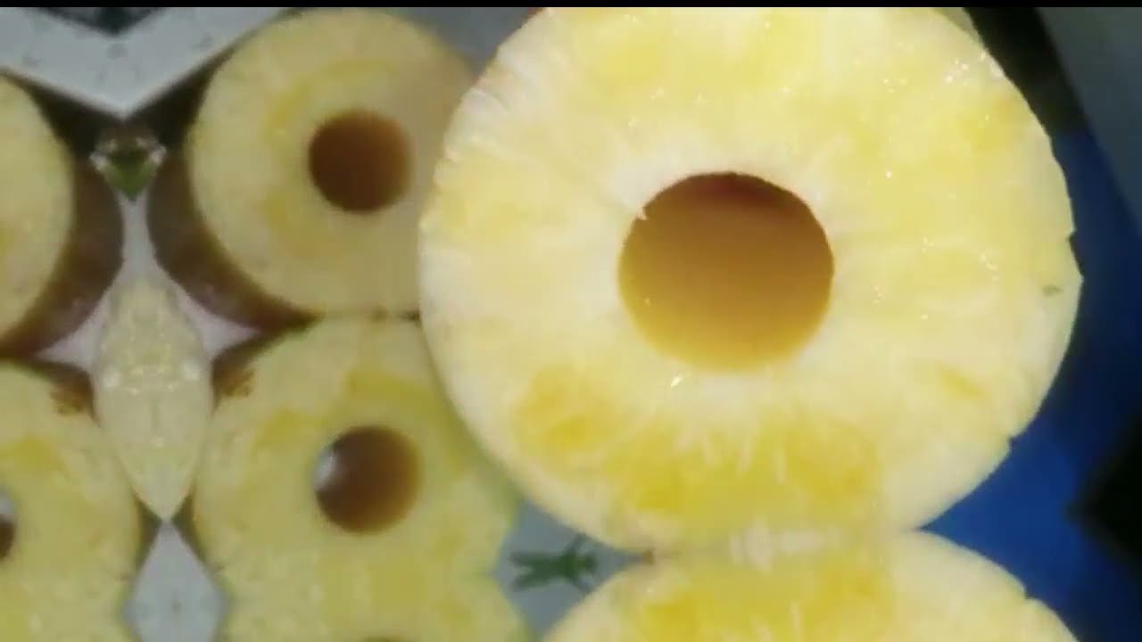 Peladora y envasadora piñas