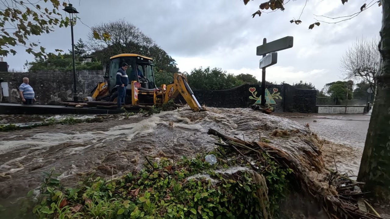 Mau Tempo Vila de Capelas Grota da Cadima Esbordou 29 01 2024