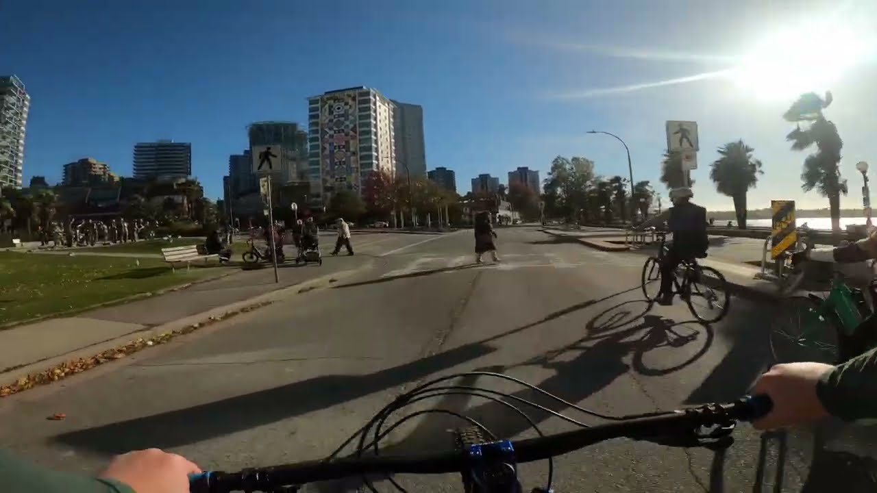 Autumn Vancouver Seawall ( Bike POV) 