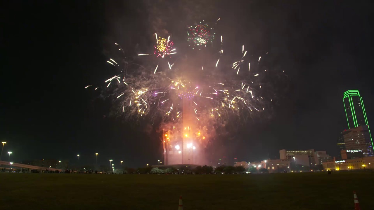 AT&T Streaming Lights at Reunion Tower