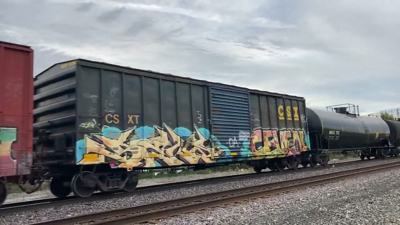 CSX westbound manifest at Berea October 1, 2022