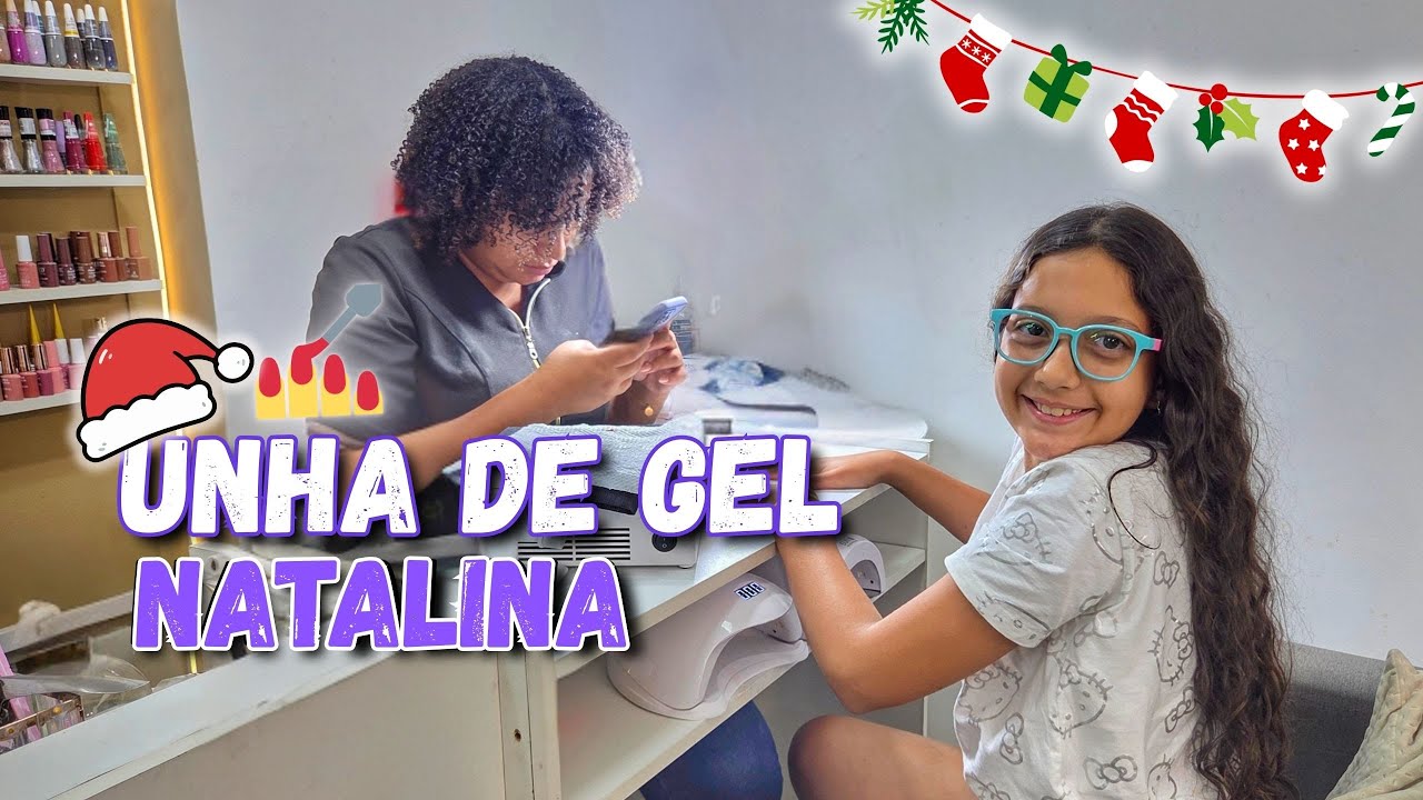 Fazendo minha Unha de Gel para o Natal *ficou mais que perfeita - Alice Vidal