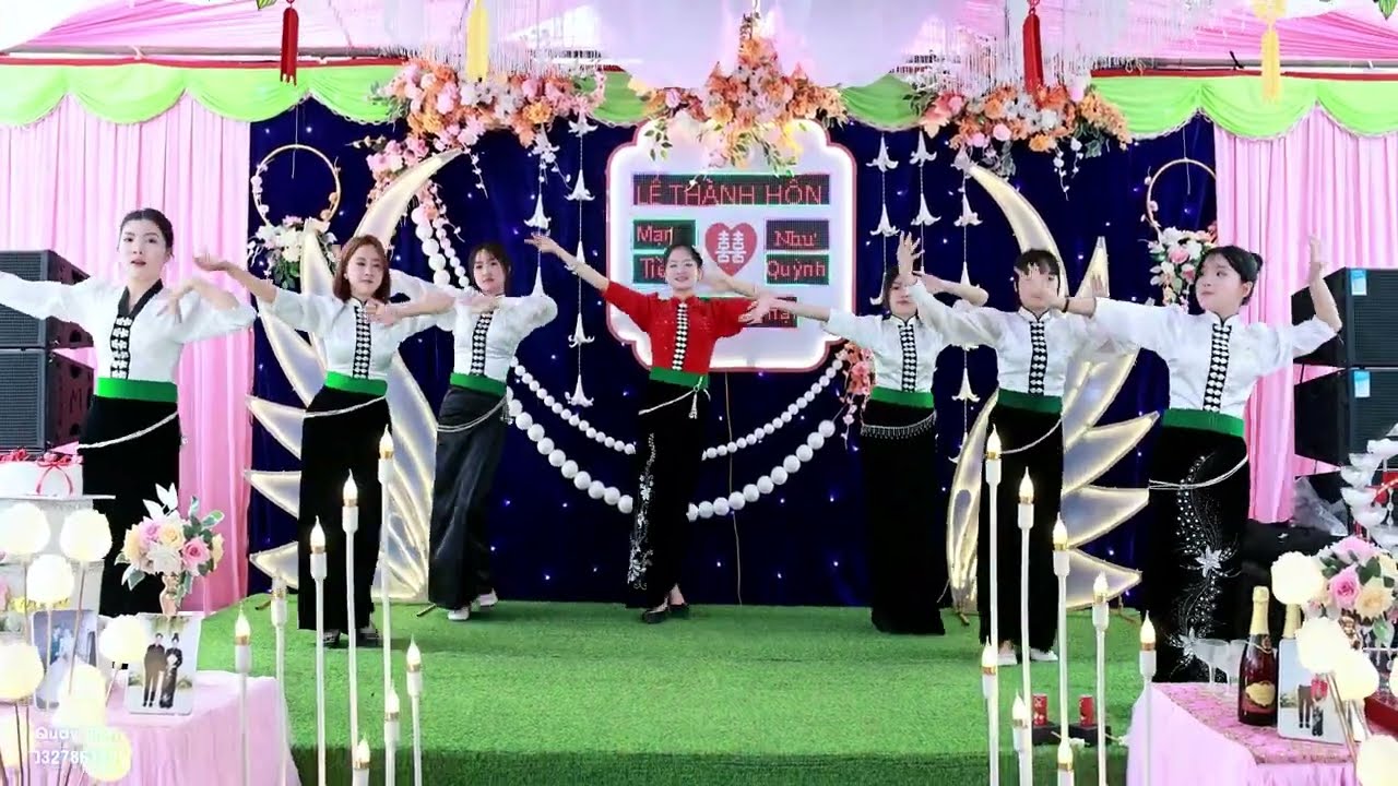 Tiếng Khèn Mùa Ban Nở - Cô Dâu Như Quỳnh Và Đội Múa GĐ Bản Nậm Ún Xã Mường Bú
