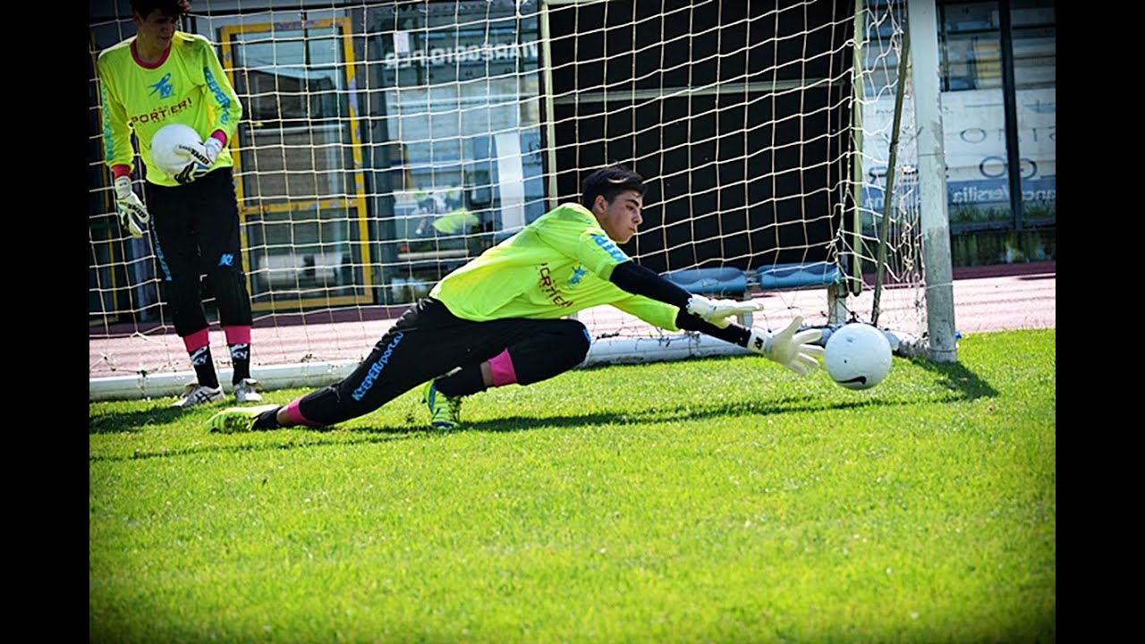 ALLENAMENTO PORTIERI - Reattività #NatiperVolare