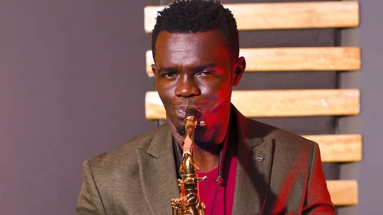 Naava Grey - Aliba Omu  (Sax Cover) |  Eddy Mwesigwa
