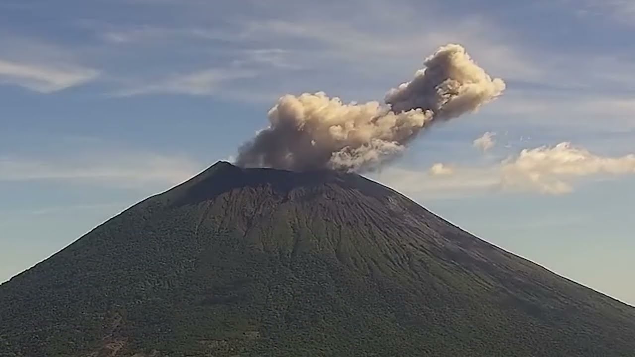 Actualización de actividad de volcán de San Miguel