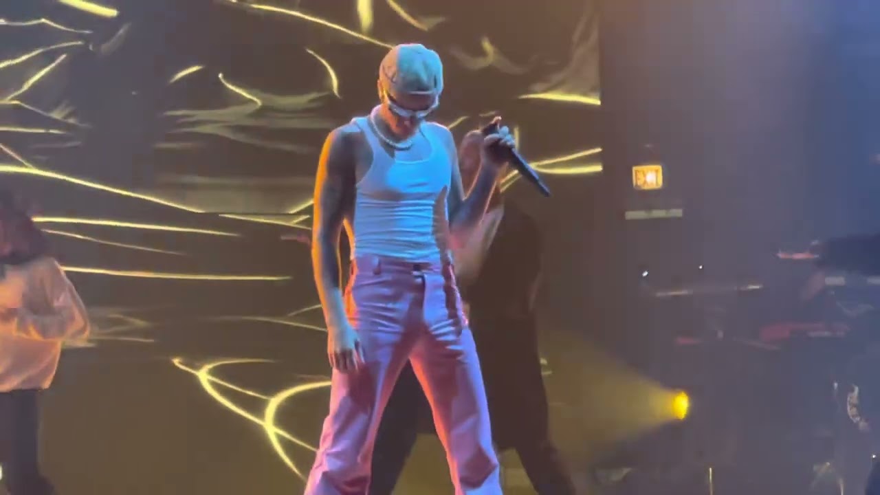 Justin Bieber - where are u Now