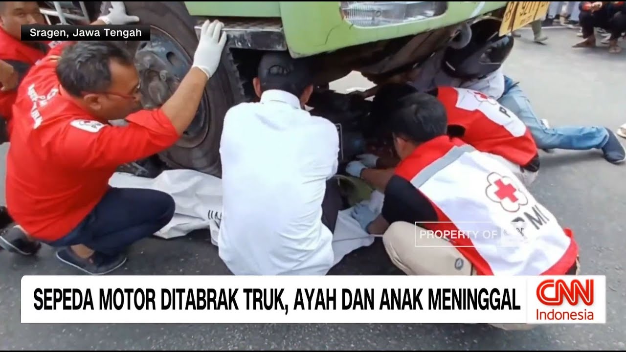 Sepeda Motor Ditabrak Truk, Ayah dan Anak Meninggal