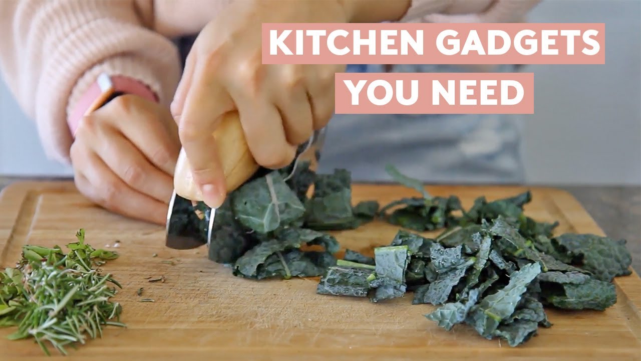 5 Kitchen Gadgets You NEED In Your Kitchen | Salad Chopper, Garlic Twist, Fry Wall, & more!