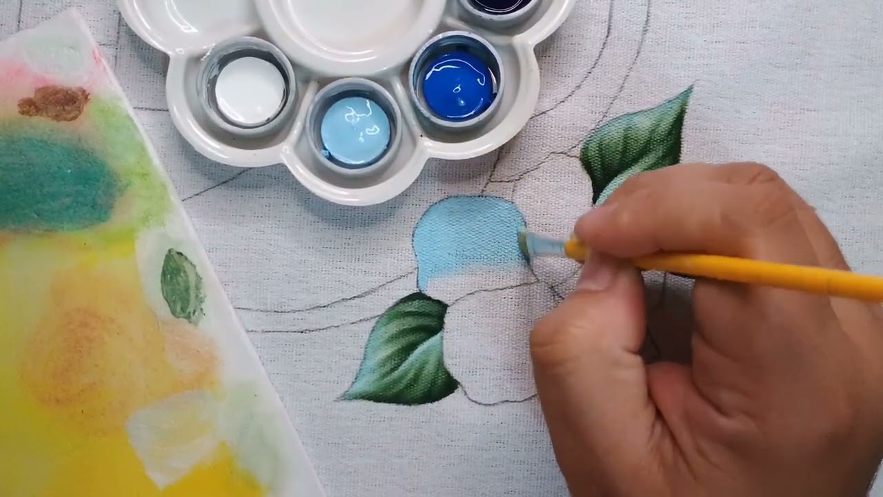 Chaleira com Flores Azuis Pintura em Tecido Parte 1 Aula 489 Bruno Silva