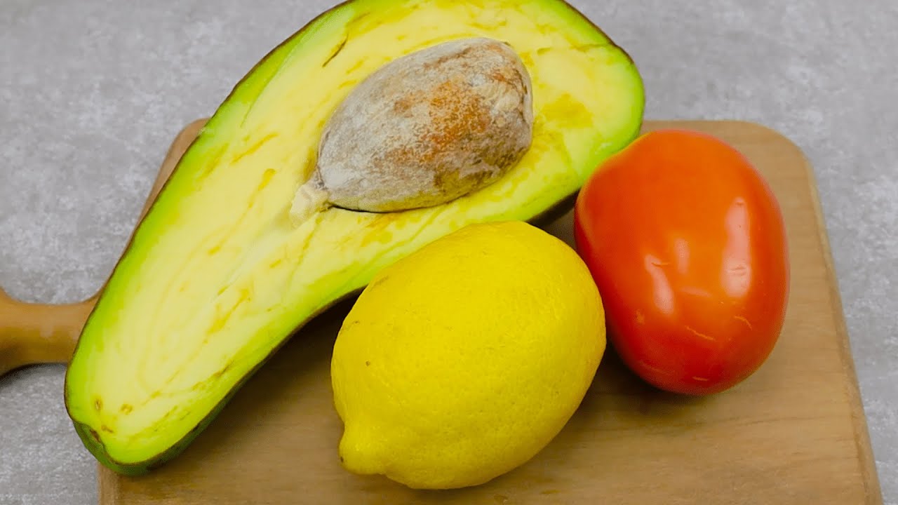 A melhor salada de abacate que eu já comi, fácil e rápida!