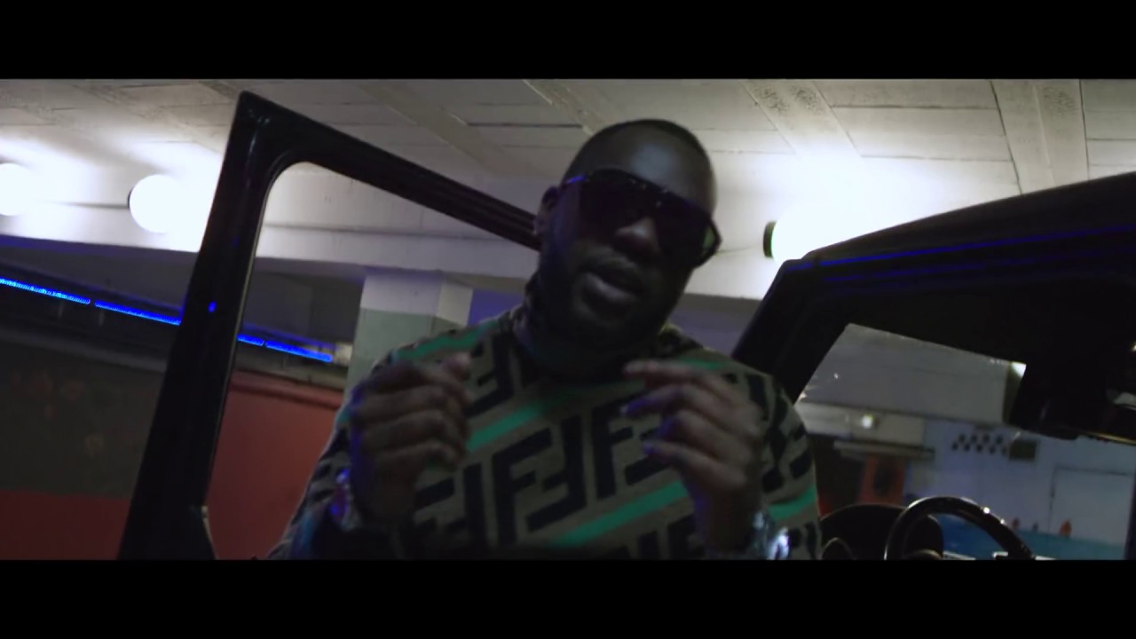 SOSSA  - FF (clip officiel)