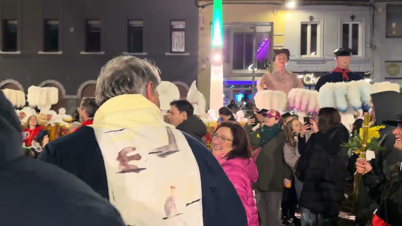 CARNAVAL DE LA LOUVIÈRE 2026 - RONDEAU - PAS DE CHARGE