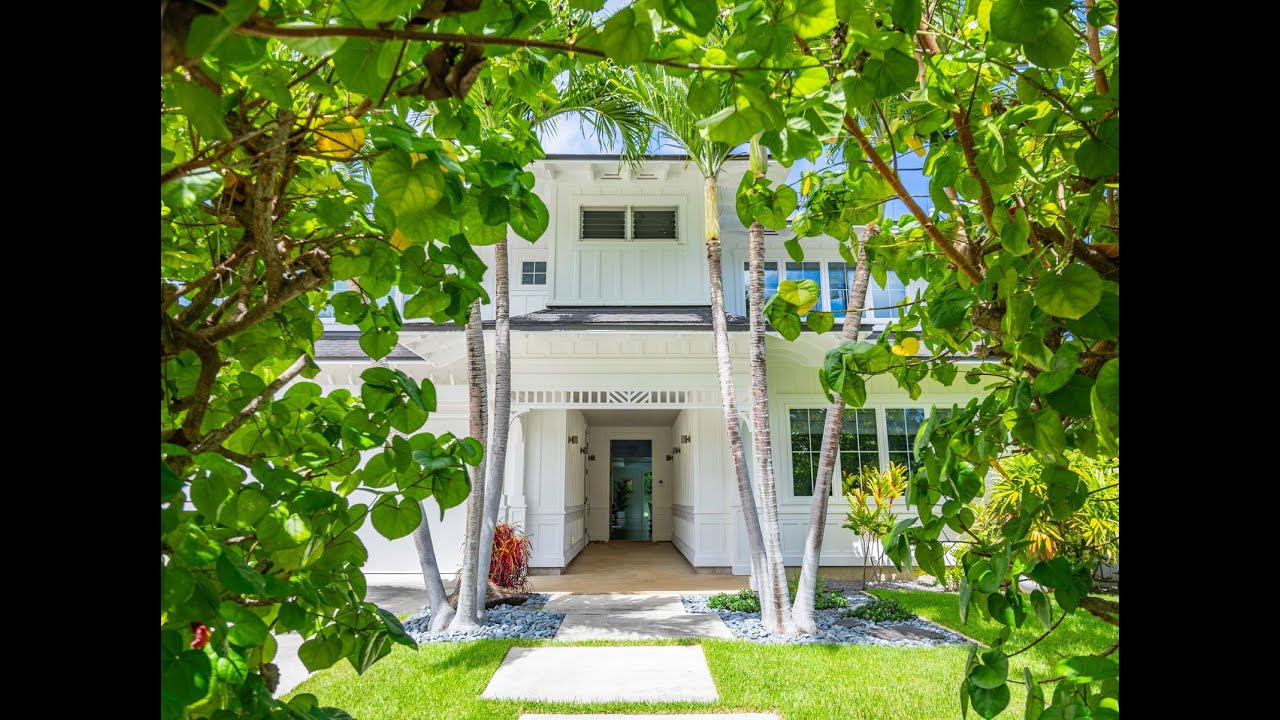 126 Onekea Dr ~  Lanikai, Kailua